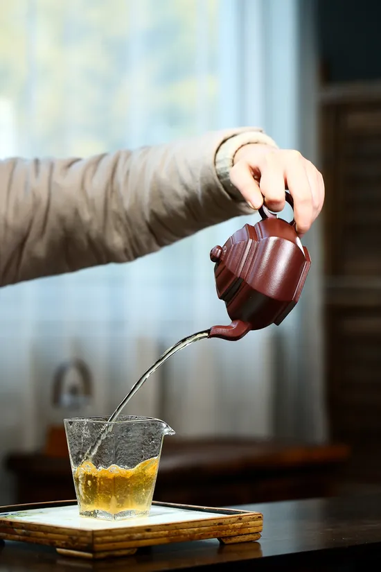 六方宮燈紫砂壺｜稀有石紅料全手工製作 2