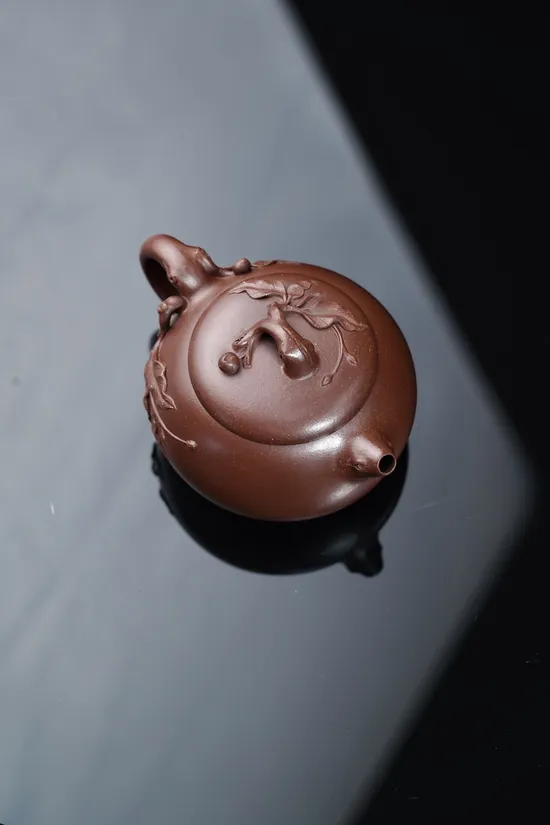 紫砂壺 蟠桃老紫泥160cc內推8孔 福壽吉祥 2