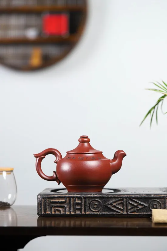 紫砂壺旭日東升國工精品 1