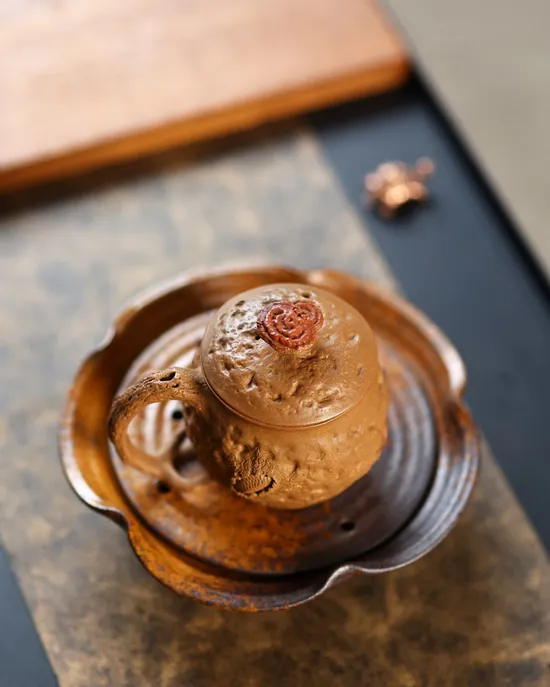 蒼龍供春蓋杯 紫砂壺 泥料優質 工藝精湛 1