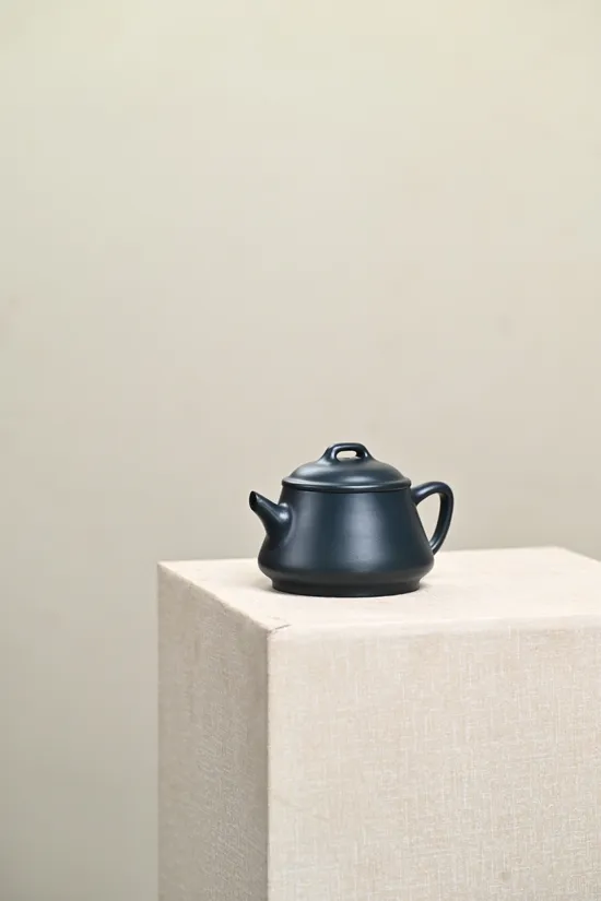 紫砂壺 曲瓢 王老師製作 2