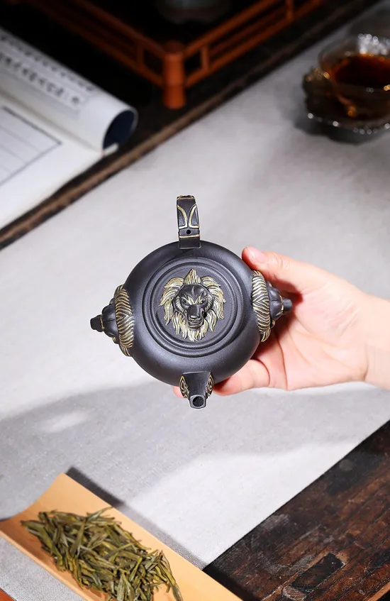 紫砂壺 優質黑料 工藝師儲棟平 鎮店之寶威震四方 1