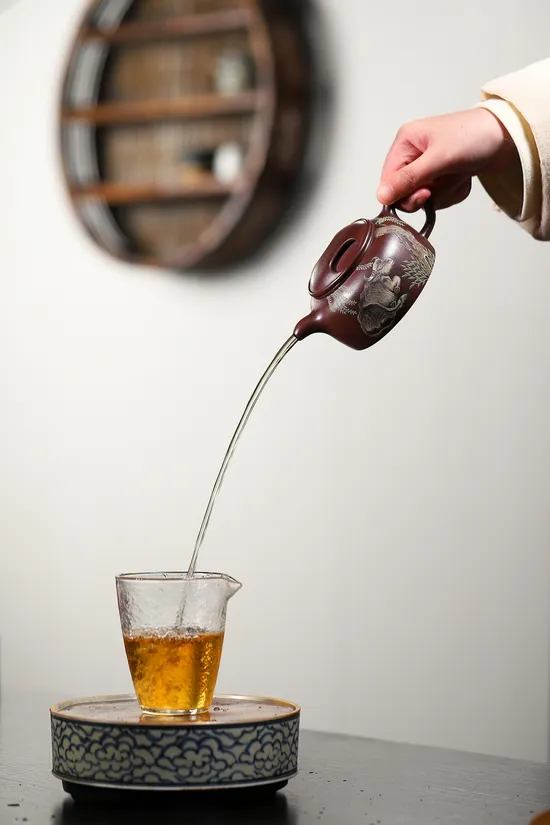 楊鵬老師金龍血紫砂壺全手工牛蓋220cc 1