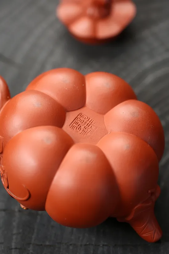 紫砂南瓜壺 精工細作 鮑玉華老師設計 1