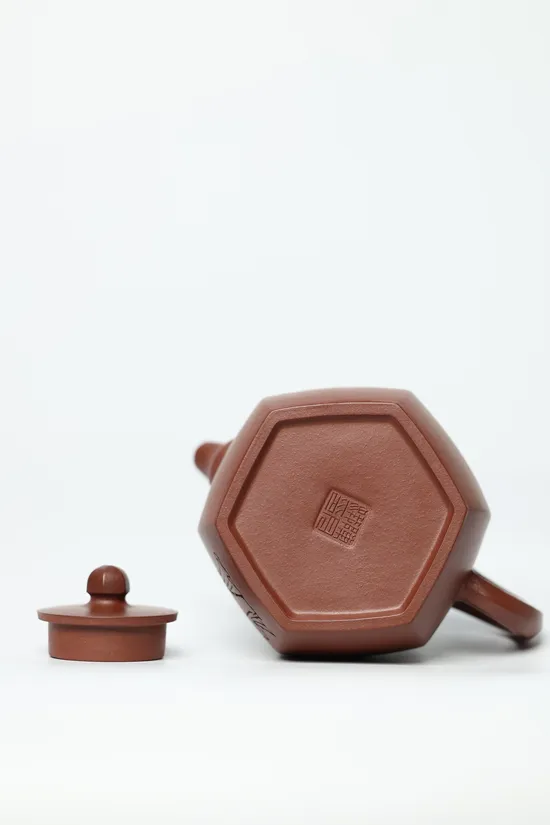 紫砂壺陳月娥老師六方銅鈴手工創作 1