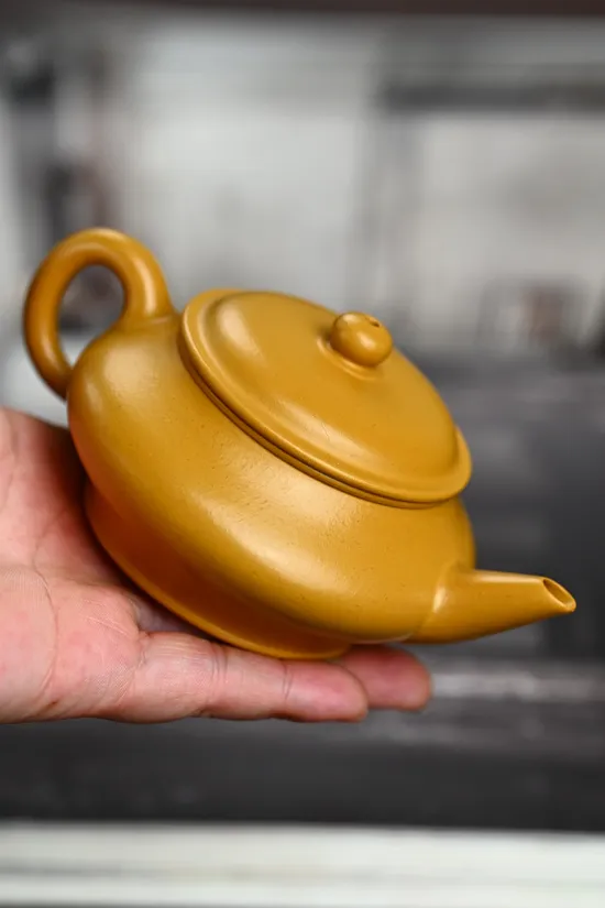 紫砂壺雙線水平 王利娟工藝美術師製作 2