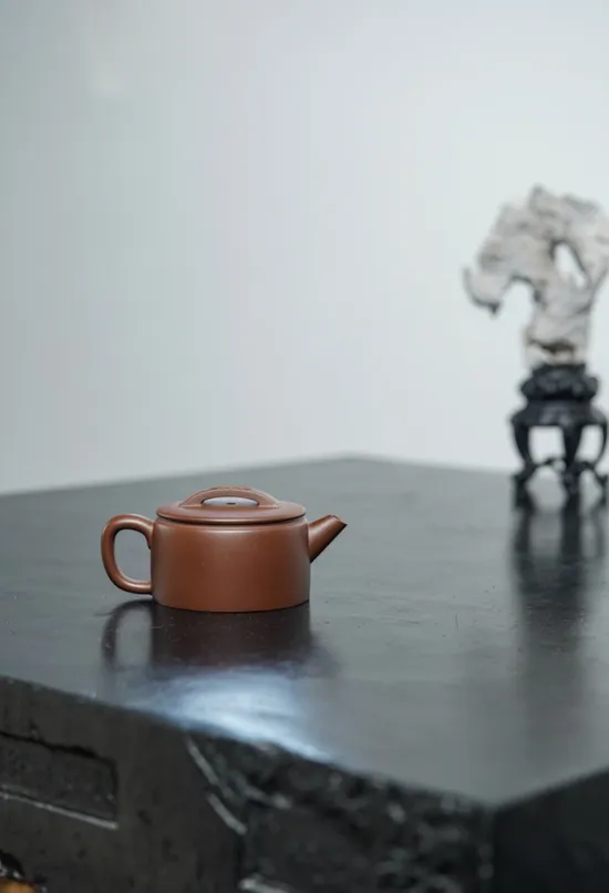 漢瓦摹古紫砂壺150cc文革紫泥精品 1