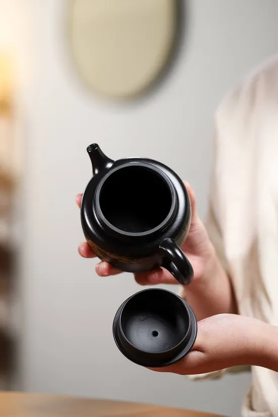 袁雲連紫砂壺 山水德鐘 紫砂藝術收藏 1