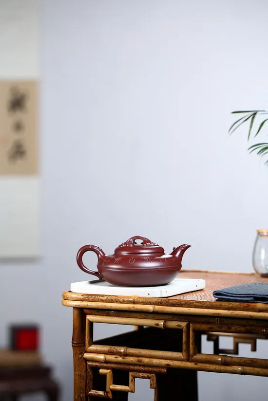 紫砂壺 王春洪 80cc 極品紫茄泥 線圓如意 2