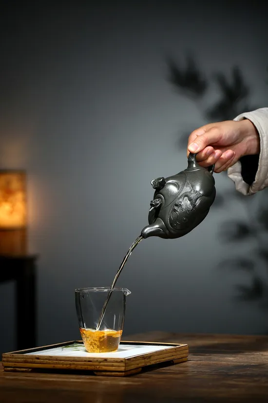 紫砂壺 鄒旭敏魚化龍 80cc 天青朱泥 精工藝術收藏 2