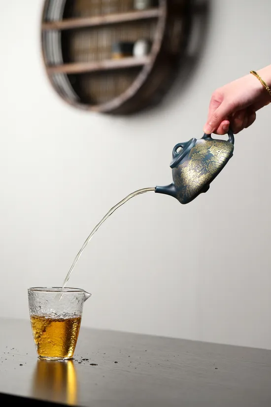 楊軍保老師錯金銀紫砂壺｜高品質手工藝品 1