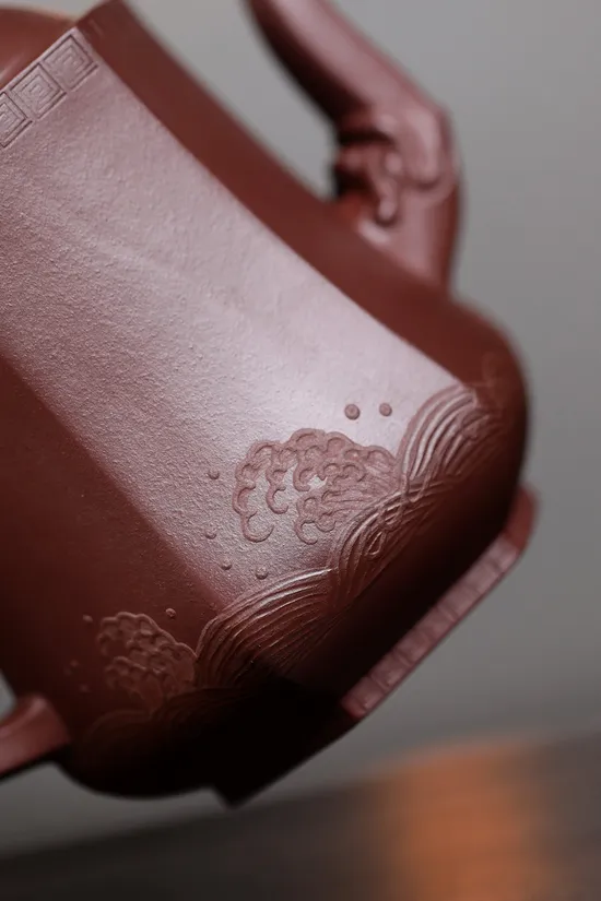 紫砂壺龍騰四海高工佳作|原礦底槽清手工製作 2