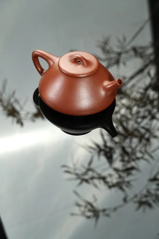 子冶石瓢朱泥紫砂壺200cc14孔 1