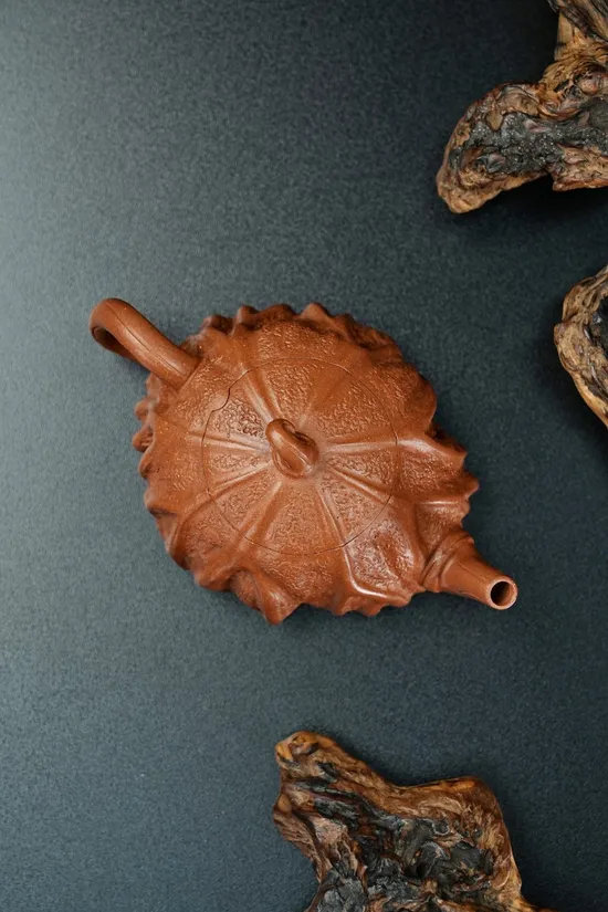 全手工仿生紫砂壺荷趣原礦老段270cc 2