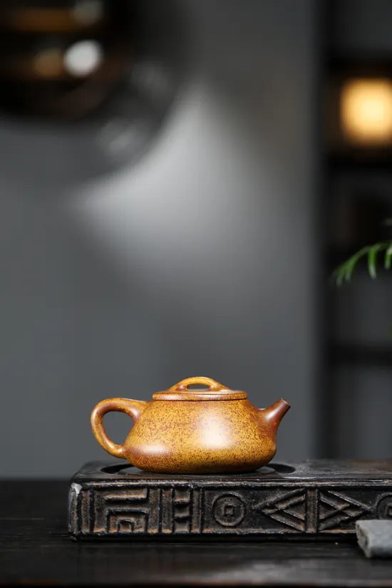 楊軍保紫砂壺納瓢黃金段柴燒280cc 1