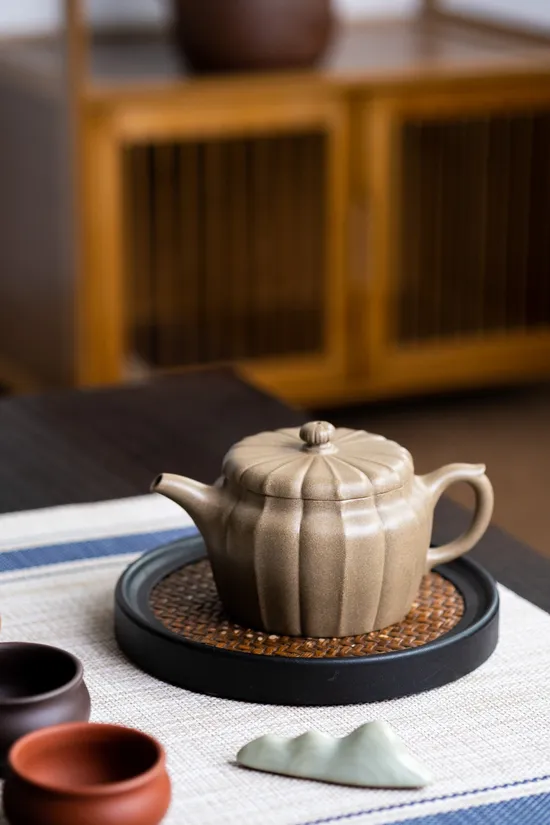 紫砂壺菱花筋紋精品 極品青段工藝美術師創作 2