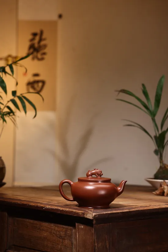 收藏級紫砂壺麒麟壺原礦文革紫泥60cc 1