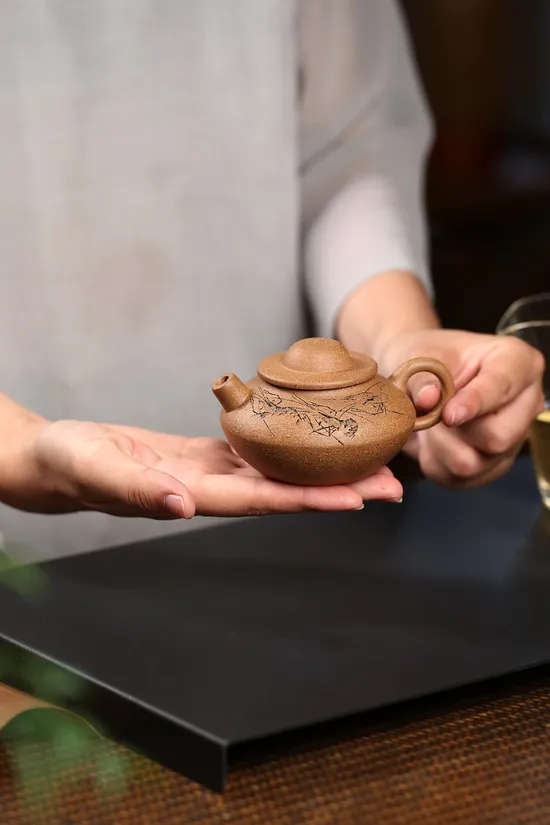 紫砂壺漁罩國藝師鮑玉華手工製作 1