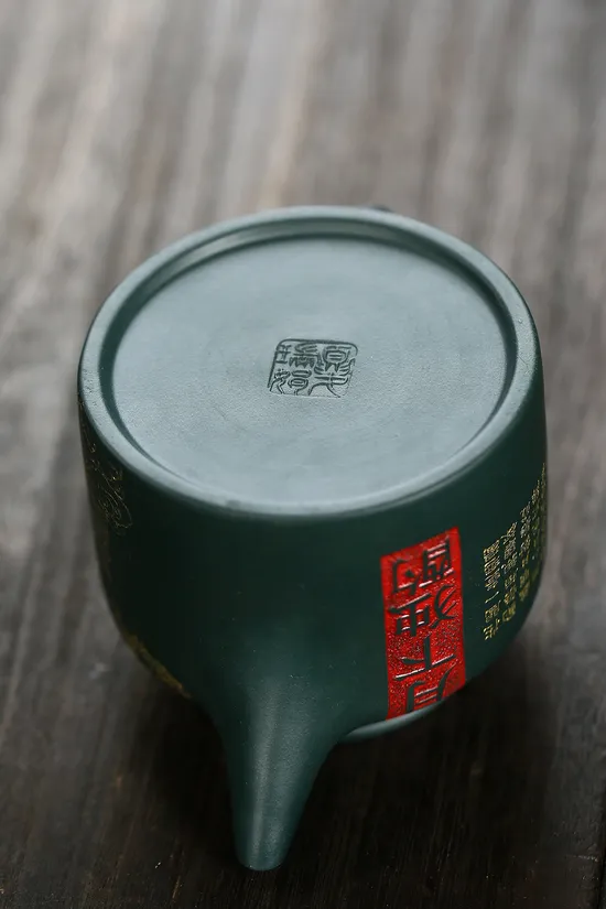 高德鐘紫砂壺 稀有民國綠 泥料珍貴 工藝精湛 1