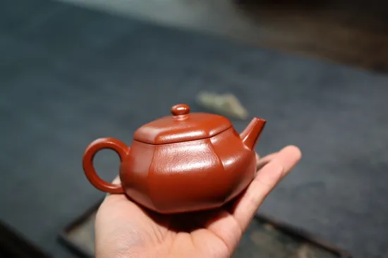 紫砂壺朱泥六方160ml手工製作 2