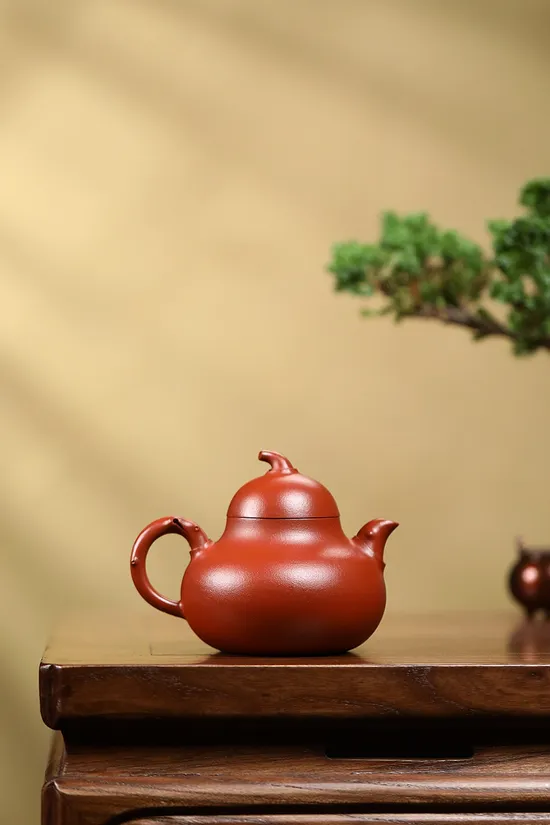紫砂壺 葫蘆工藝美術師 鮑玉華 原礦朱泥 精緻茶具 1