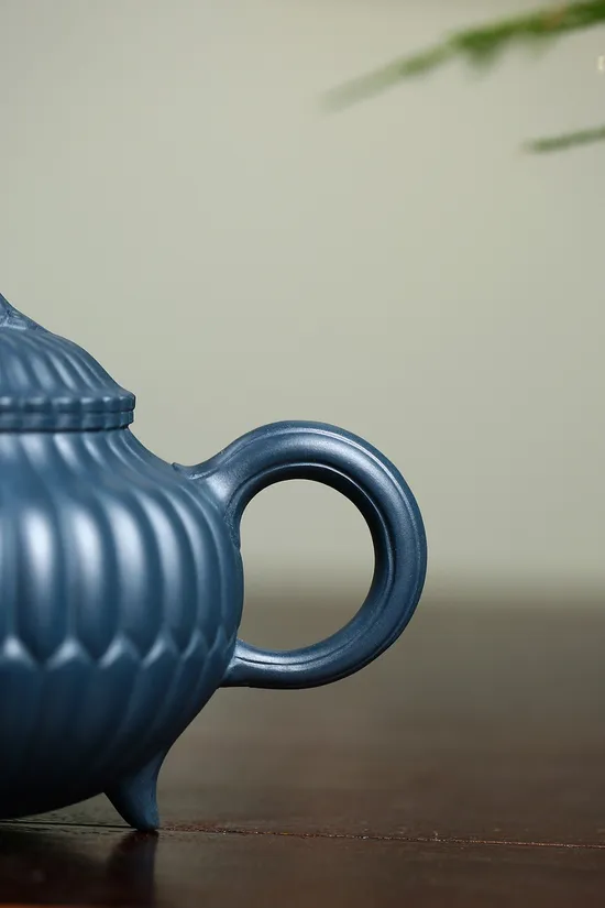 紫砂壺三足菱花手工精品高工佳作 2